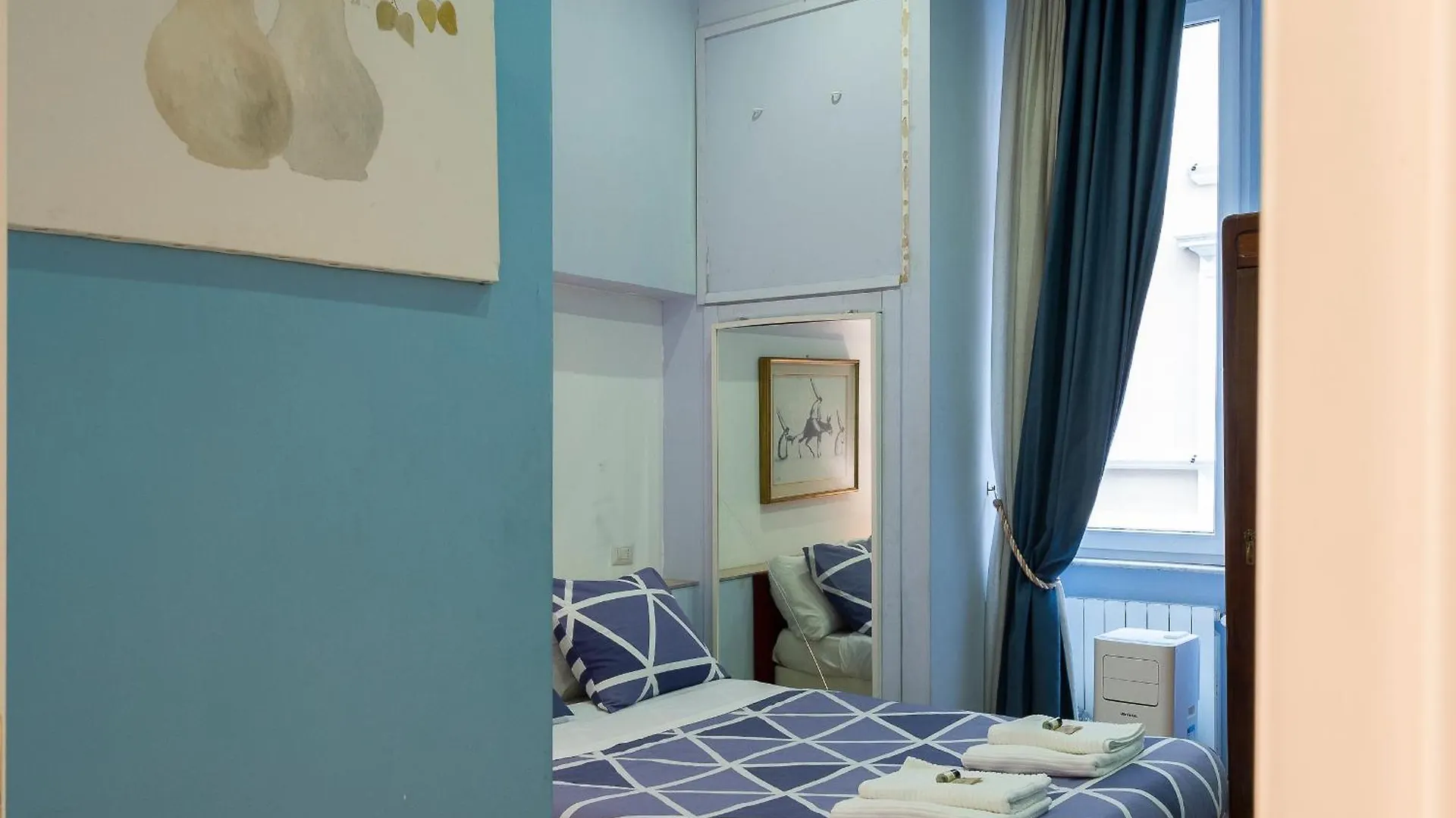 Luxury Three Bedrooms Flat In Roma Center