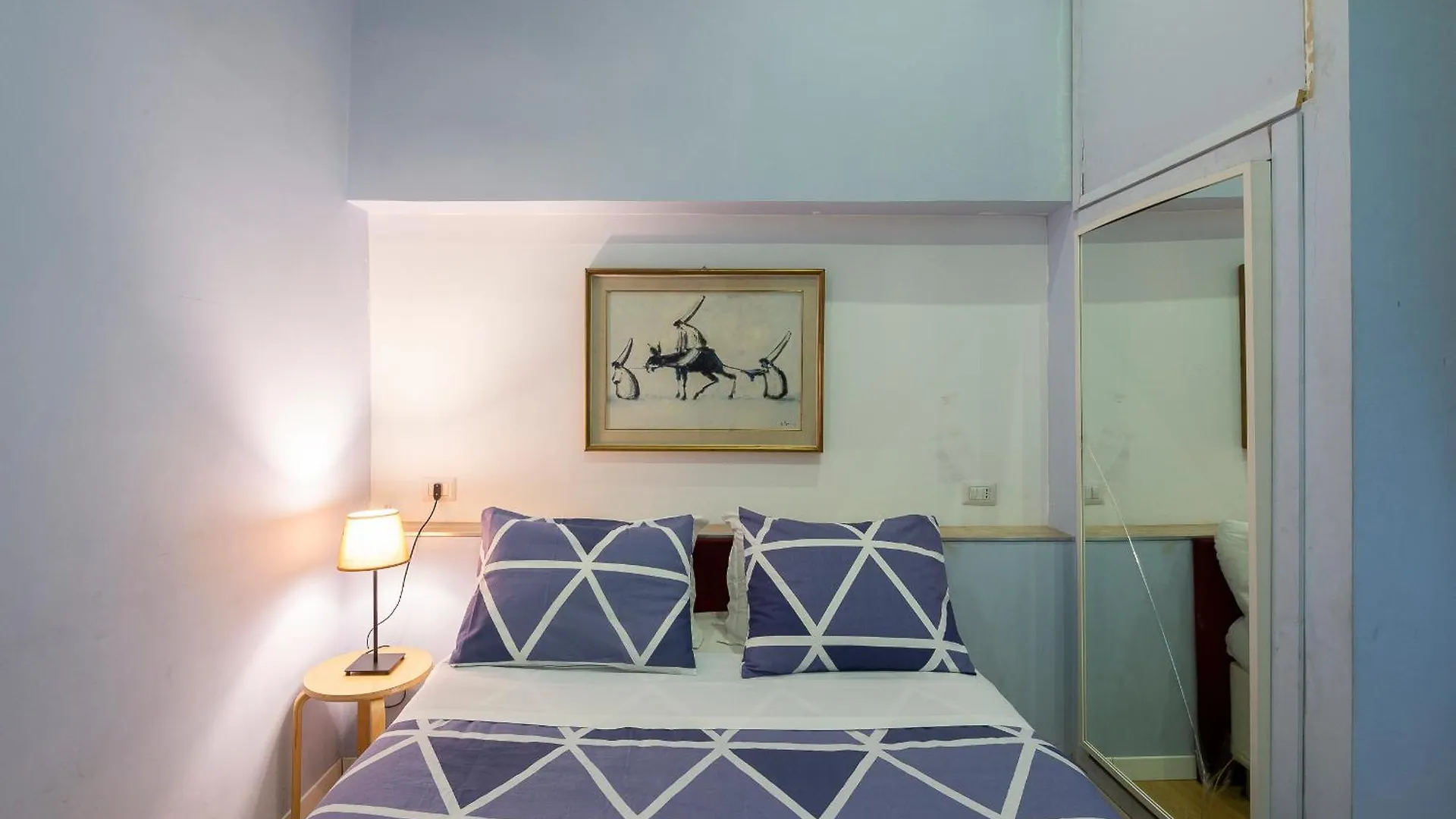 Apartment Luxury Three Bedrooms Flat In Roma Center Italy