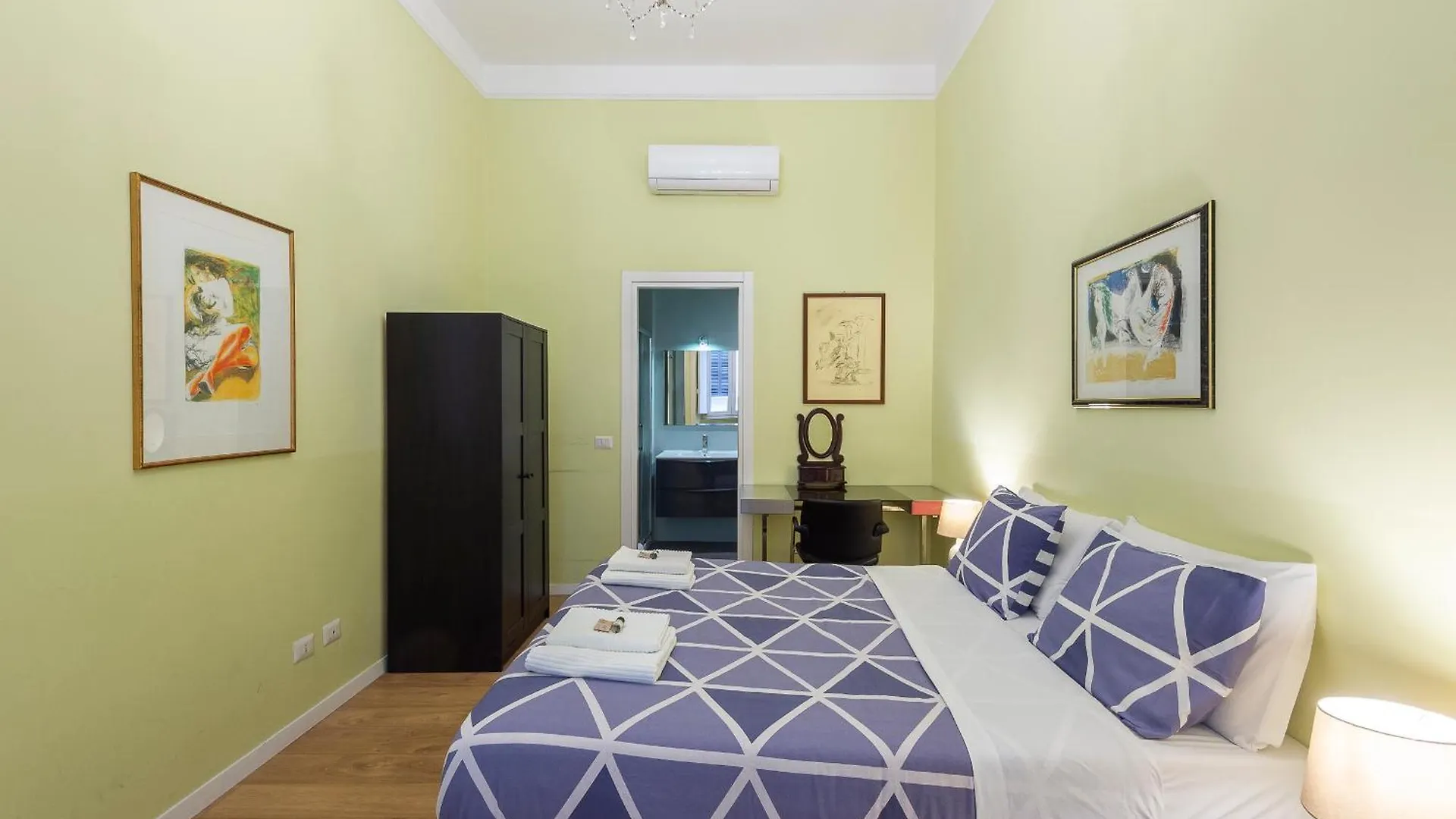 Luxury Three Bedrooms Flat In Roma Center Rome